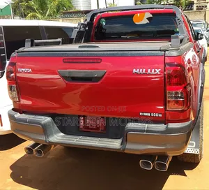 Toyota Hilux 2019 Red