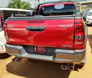 Toyota Hilux 2019 Red