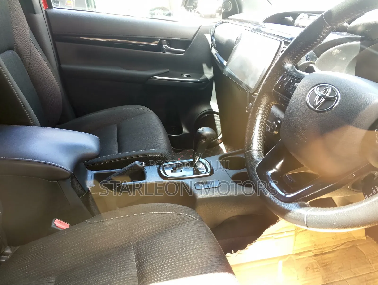 Toyota Hilux 2019 Red
