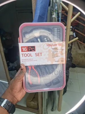 16 PC Household Hand Tool Set