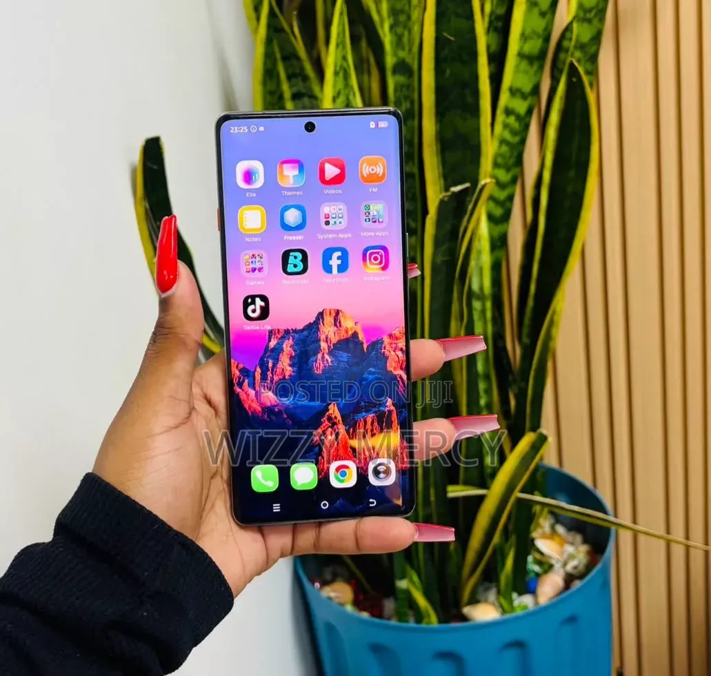 New Tecno Camon 40 Pro 4G 256 GB Blue
