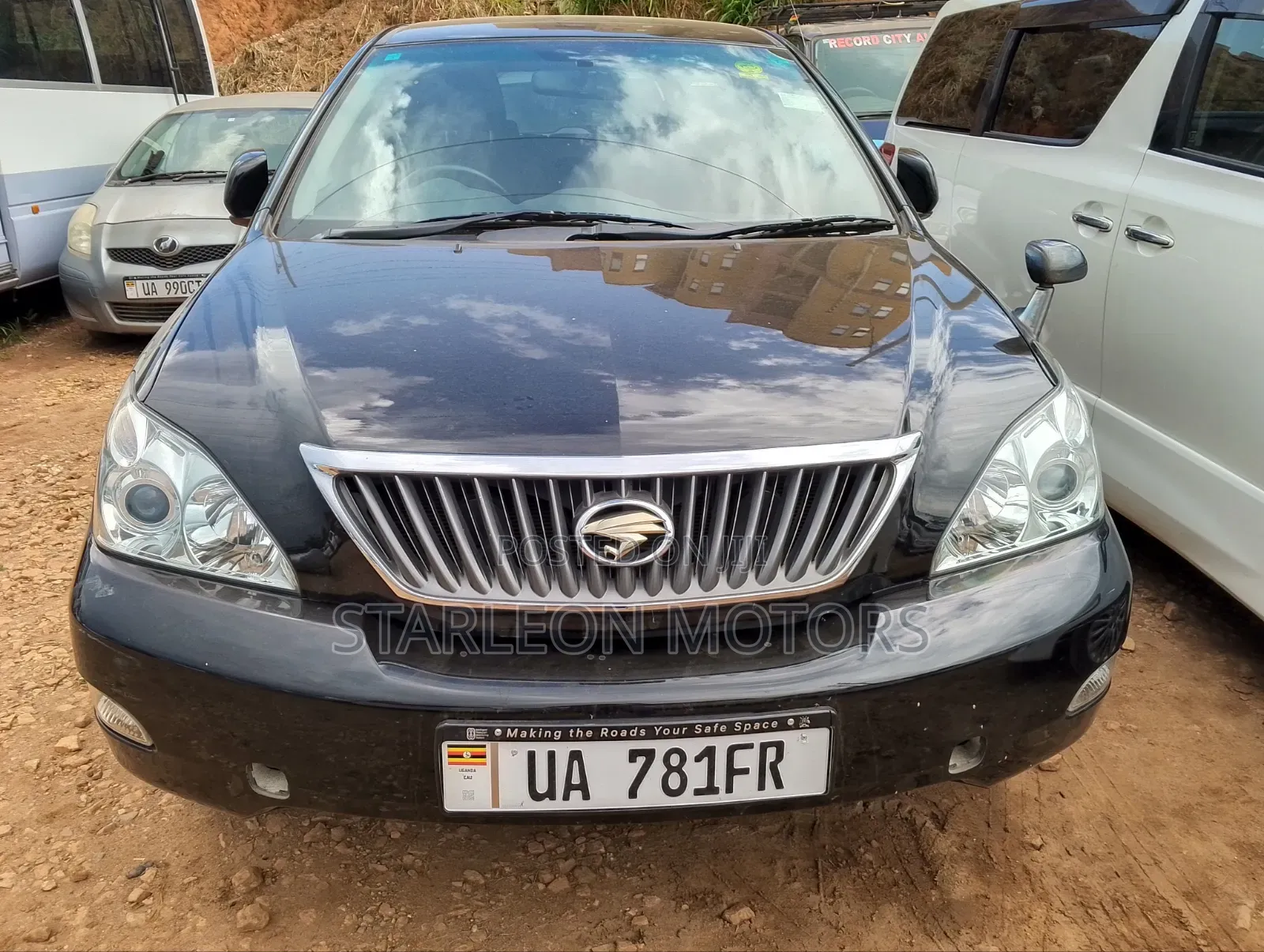 Toyota Harrier 2.4 2012 Matt Black