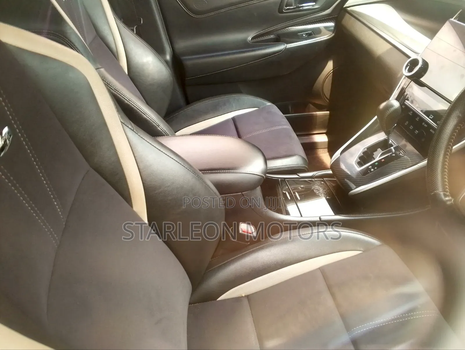 Toyota Harrier 2.4 2012 Matt Black