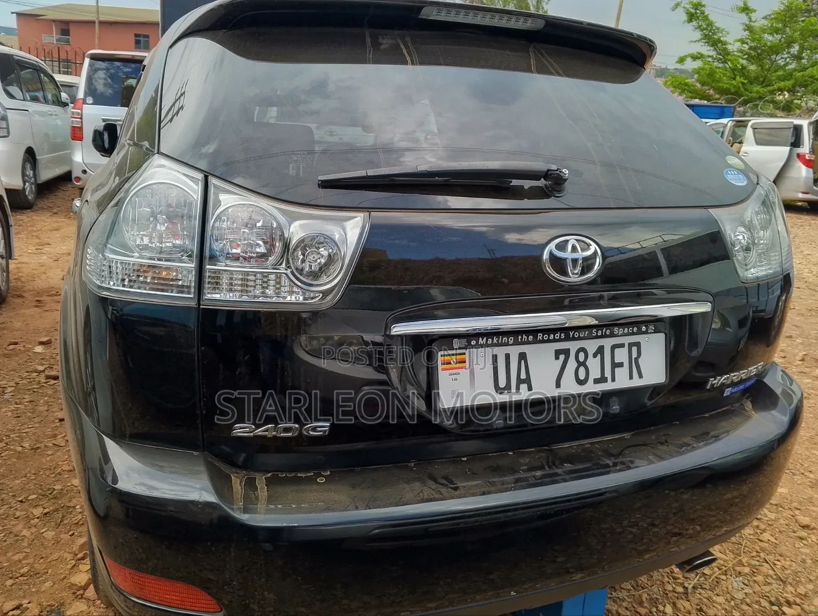 Toyota Harrier 2.4 2012 Matt Black