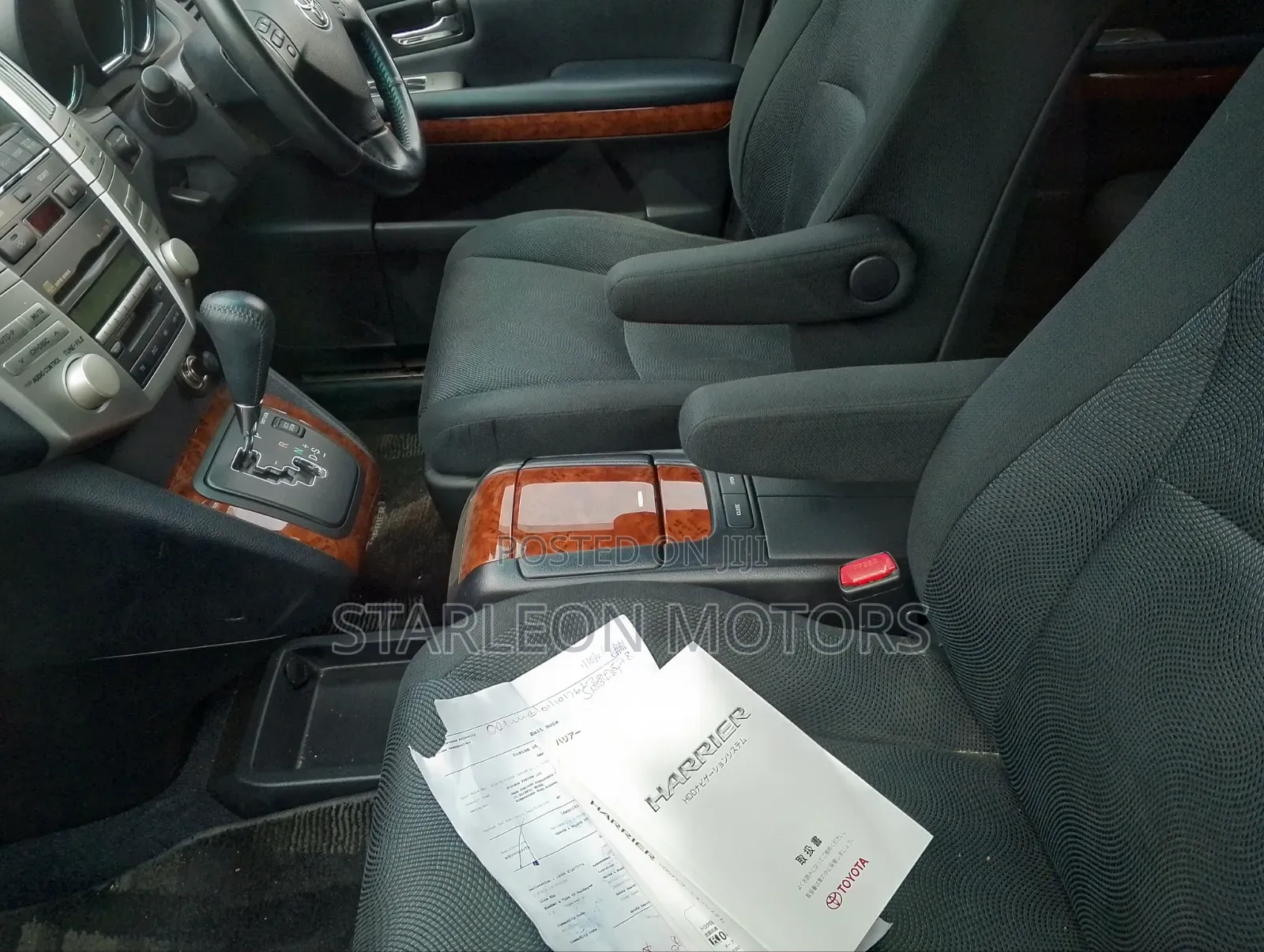 Toyota Harrier 2.4 2012 Matt Black