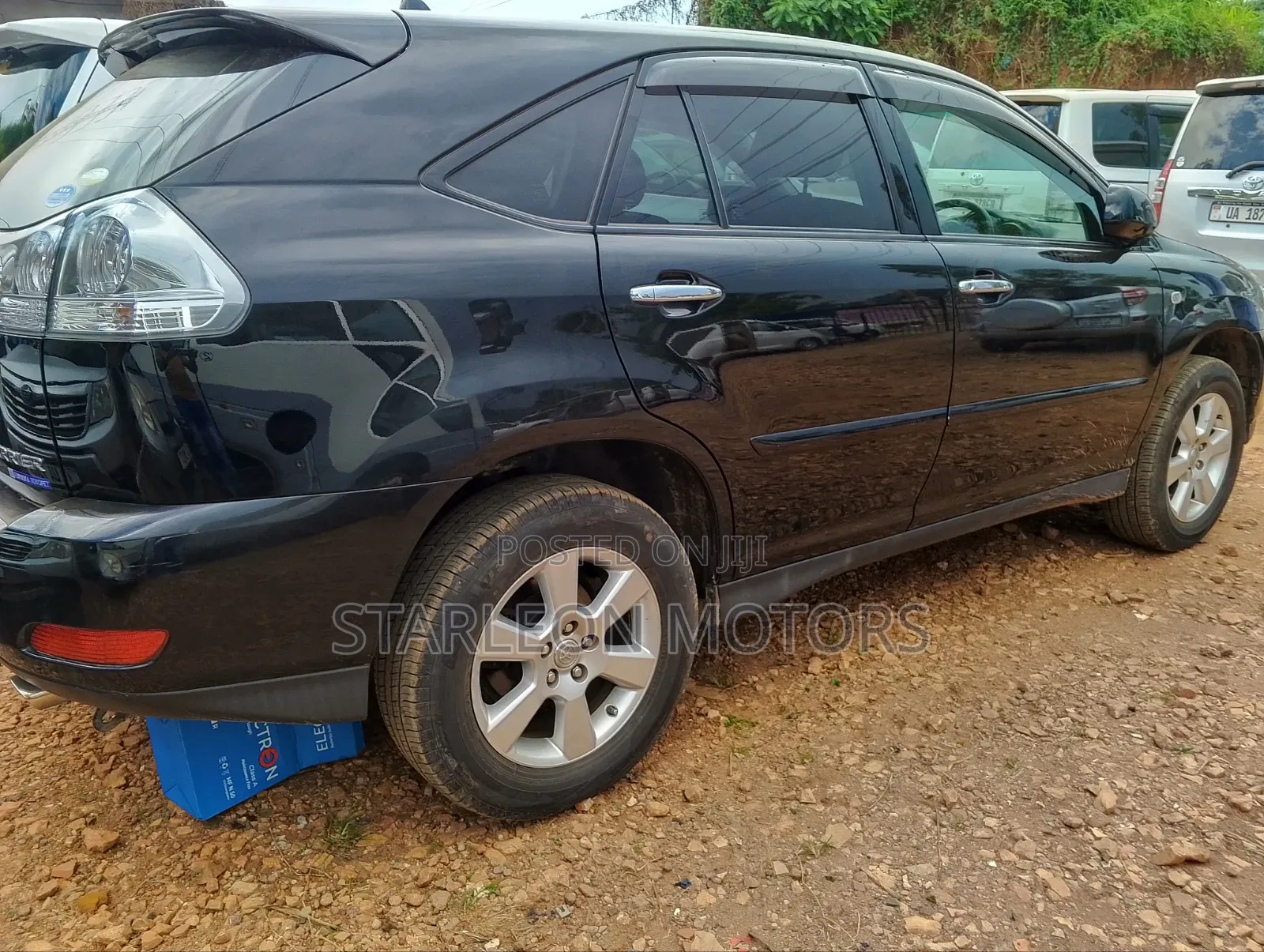 Toyota Harrier 2.4 2012 Matt Black