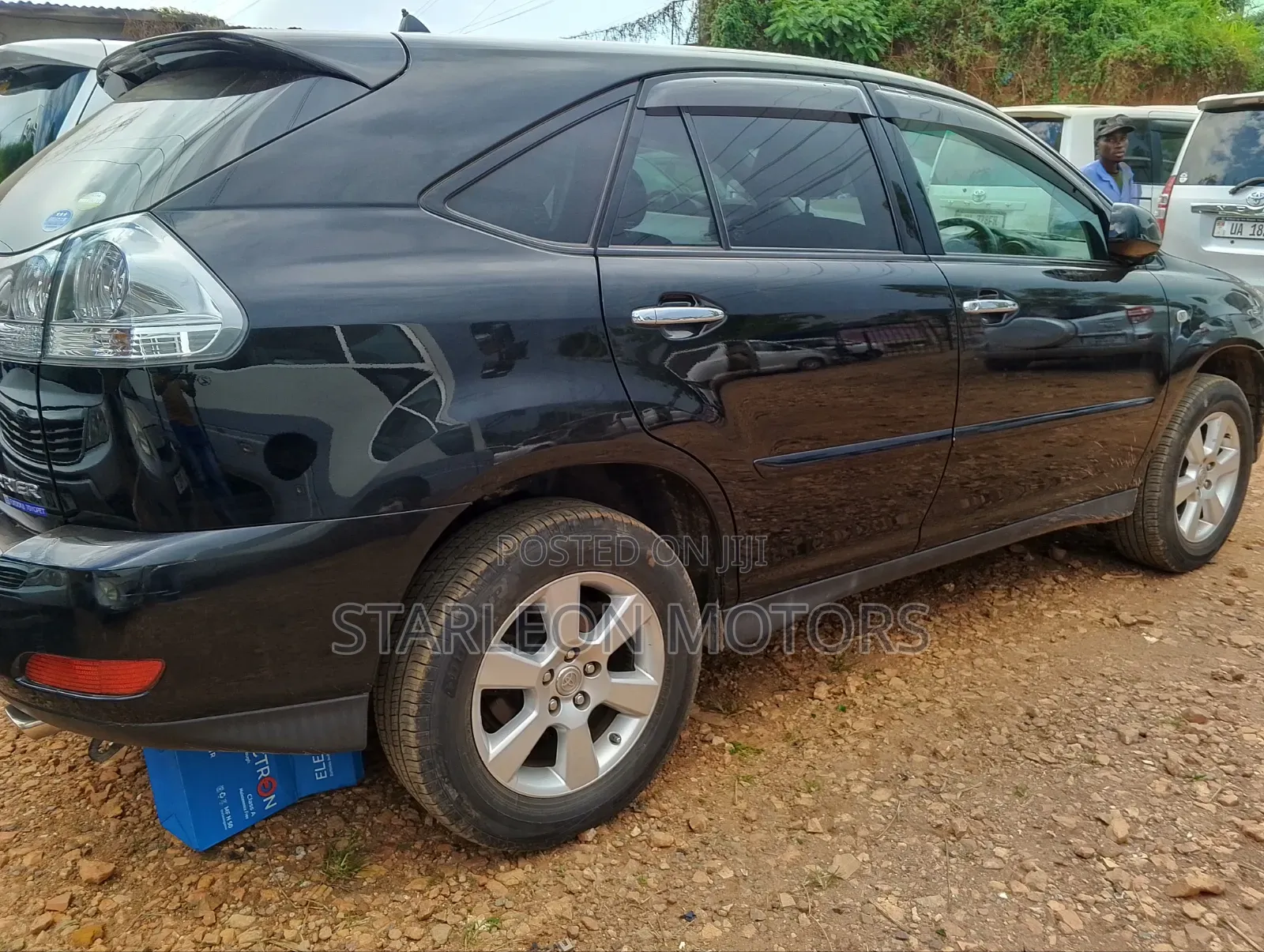 Toyota Harrier 2.4 2012 Matt Black