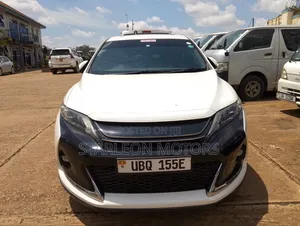 Toyota Harrier 2.0 2015 White