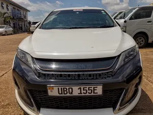 Toyota Harrier 2.0 2015 White