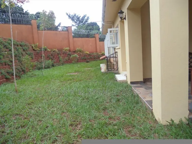 Furnished 3bdrm Apartment in Renewills Real, Ssisa for rent