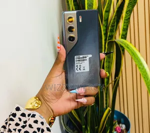 New Tecno Camon 40 Pro 4G 256 GB Black