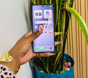 New Tecno Camon 40 Pro 4G 256 GB Black