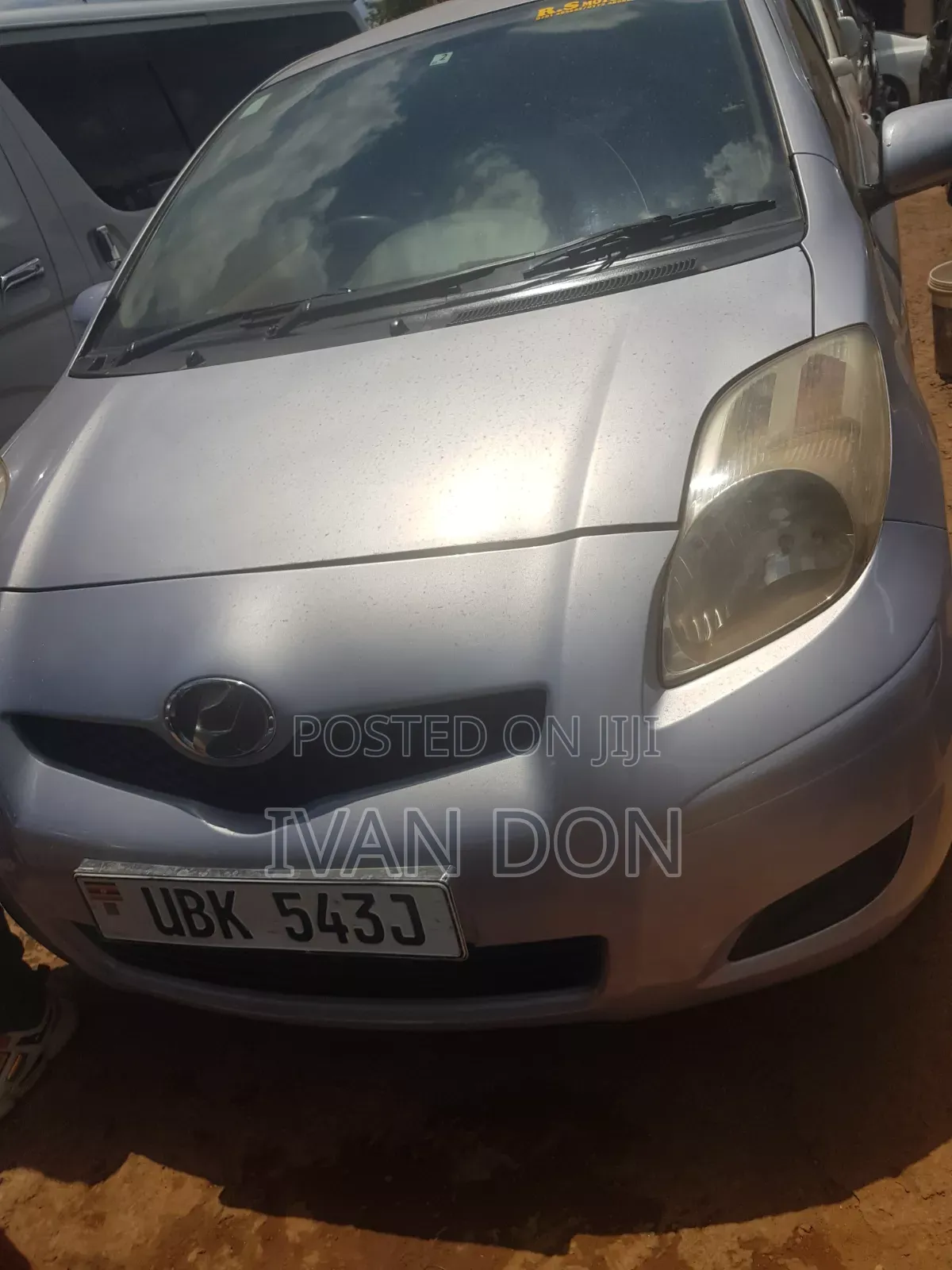 Toyota Vitz 1.0 FWD 3dr 2008 Gray