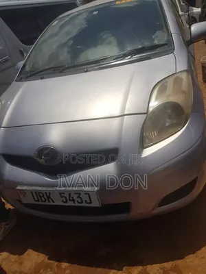 Toyota Vitz 1.0 FWD 3dr 2008 Gray