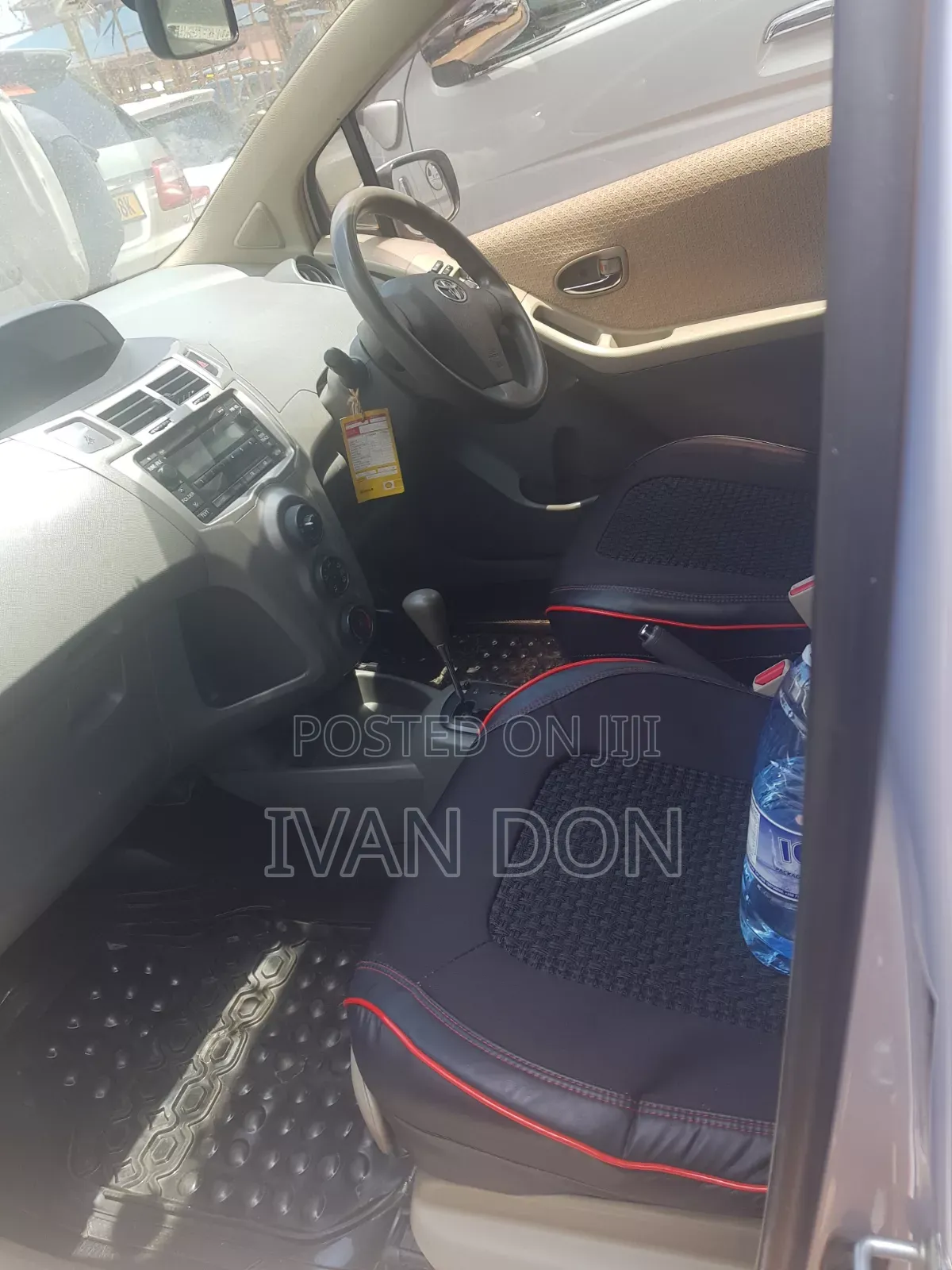Toyota Vitz 1.0 FWD 3dr 2008 Gray