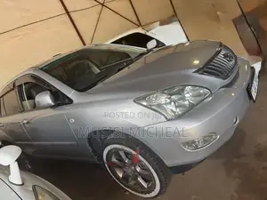Toyota Harrier 2.4 2012 Silver