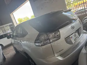 Toyota Harrier 2.4 2012 Silver