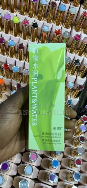 Plant and Water Moisturizng Tonner