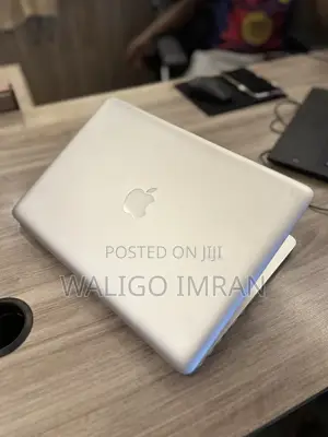 Laptop Apple MacBook Pro 2012 4GB Intel Core i5 HDD 500GB