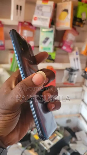 Tecno Spark 8 64 GB Blue