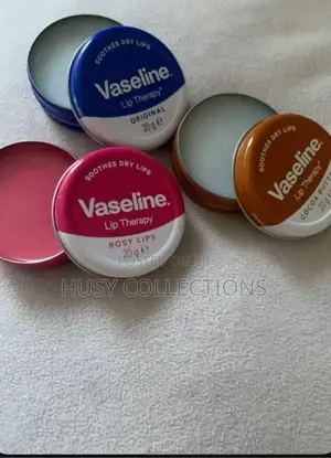 Vaseline Lip Therapy