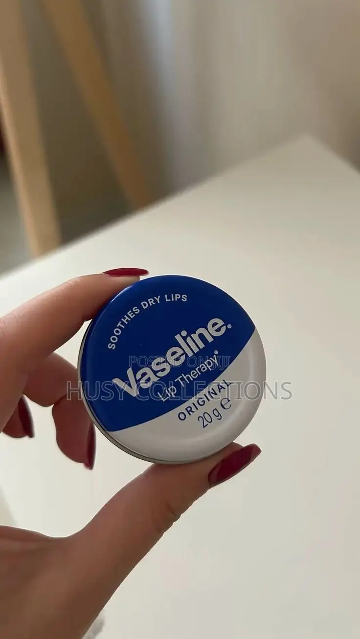 Vaseline Lip Therapy