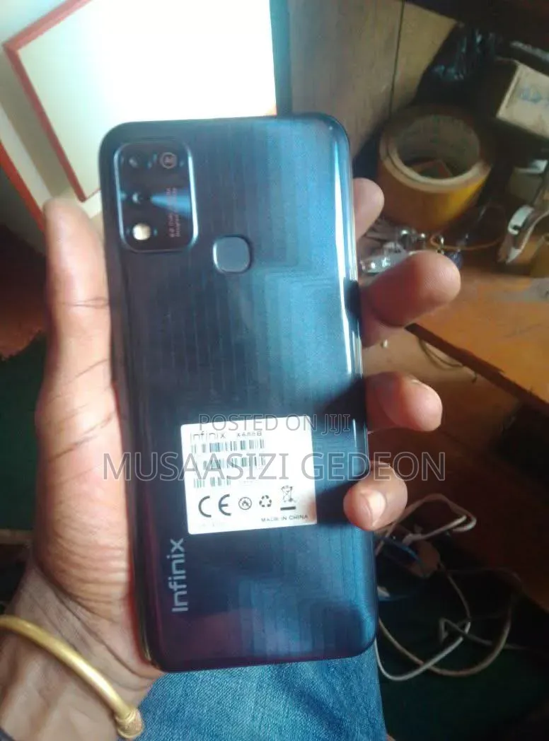 Infinix Hot 11 Play 64 GB Black
