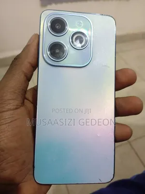 Infinix Hot 40i 128 GB White