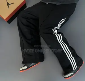 Premium Heavy-Material Sweater Pants – Warm, Stylish & Comfortable 