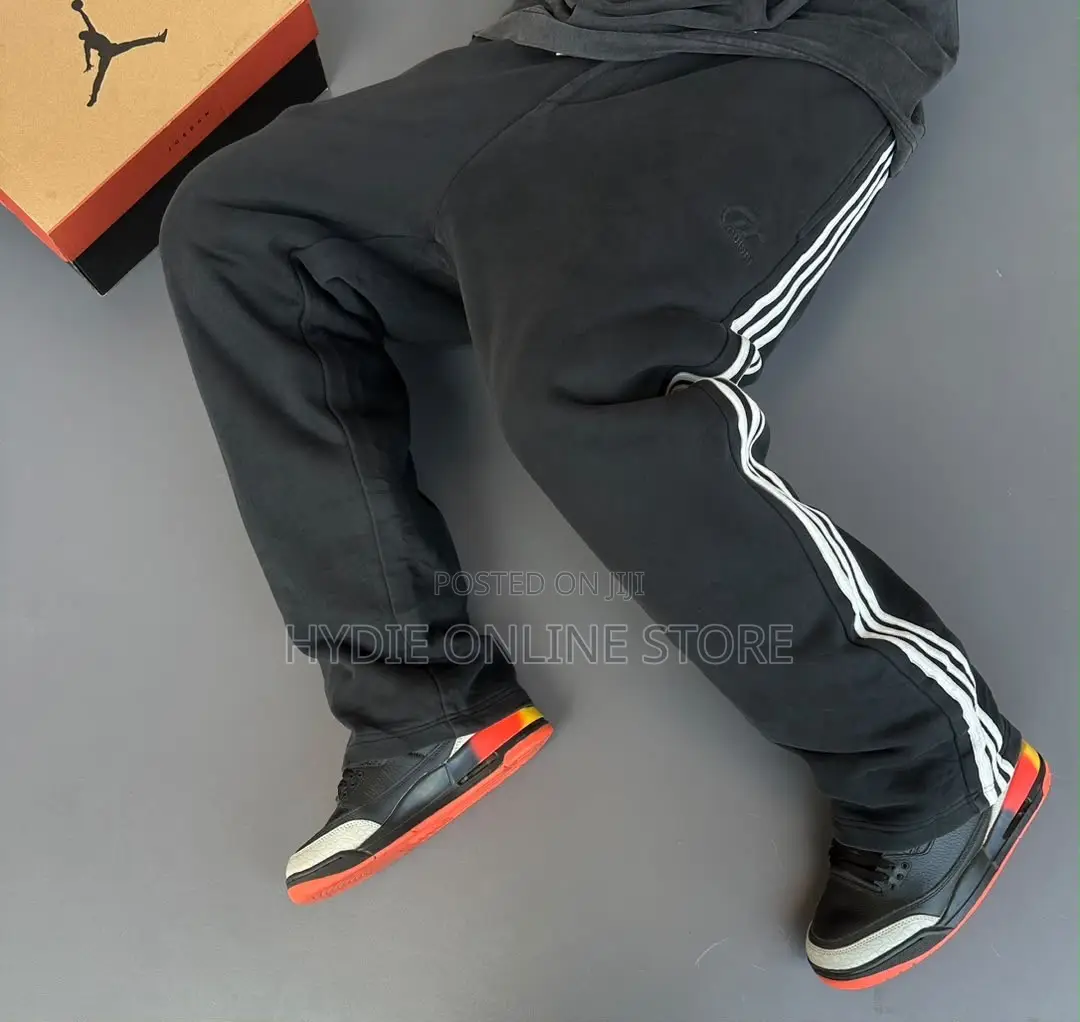 Premium Heavy-Material Sweater Pants – Warm, Stylish & Comfortable 