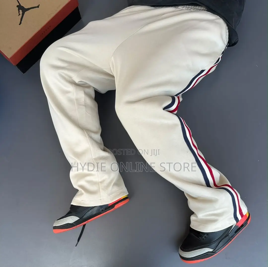 Premium Heavy-Material Sweater Pants – Warm, Stylish & Comfortable 