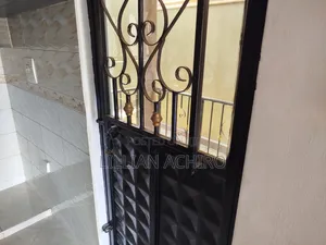 2bdrm House in Direct From Landlord, Wakiso / Wakiso for rent