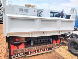 Isuzu 4ton