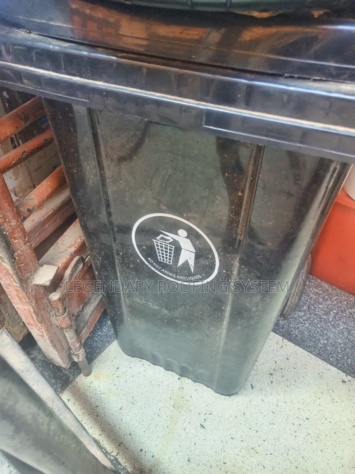 Dustbin Plastic 80litrs