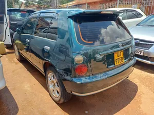 Toyota Starlet 2000 Green