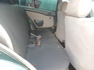 Toyota Starlet 2000 Green
