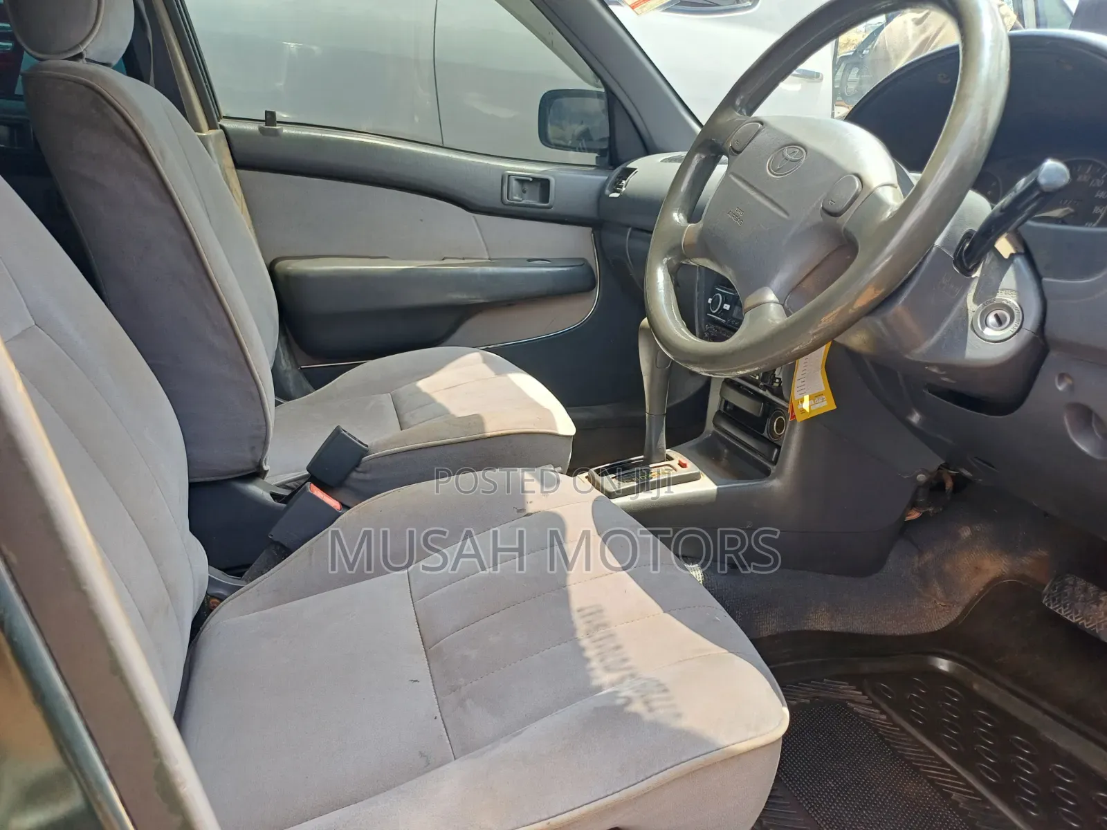 Toyota Starlet 2000 Green