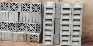 Pompeys/ Vents