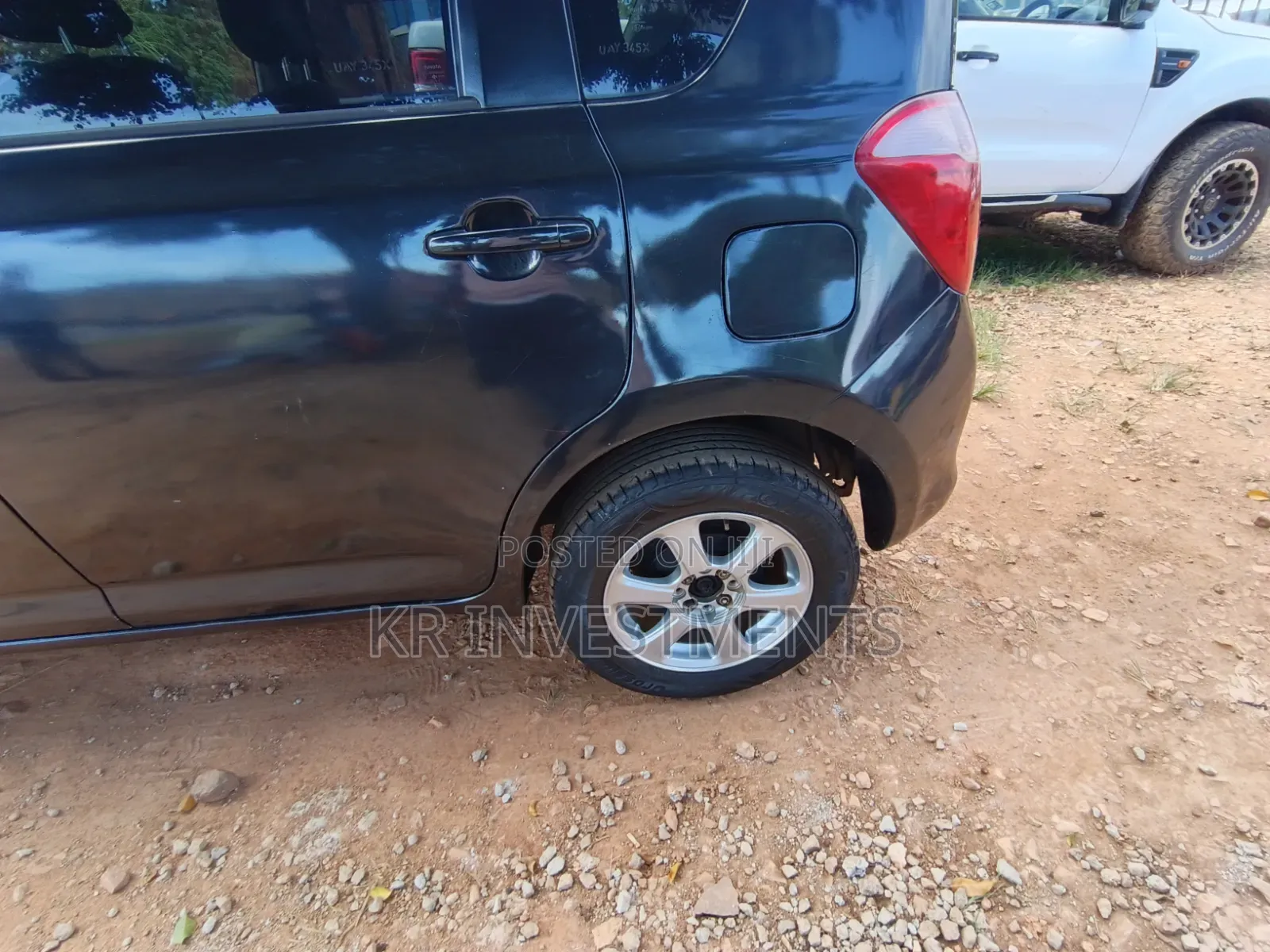 Toyota Ractis 1.5 AWD 2006 Black
