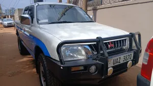 Mitsubishi L200 2008