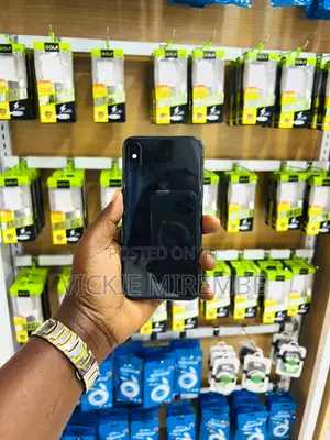 Apple iPhone XS 64 GB Black