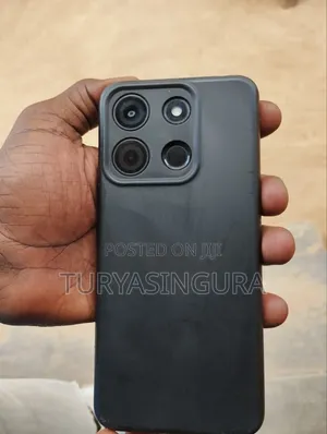Itel A60 32 GB Black