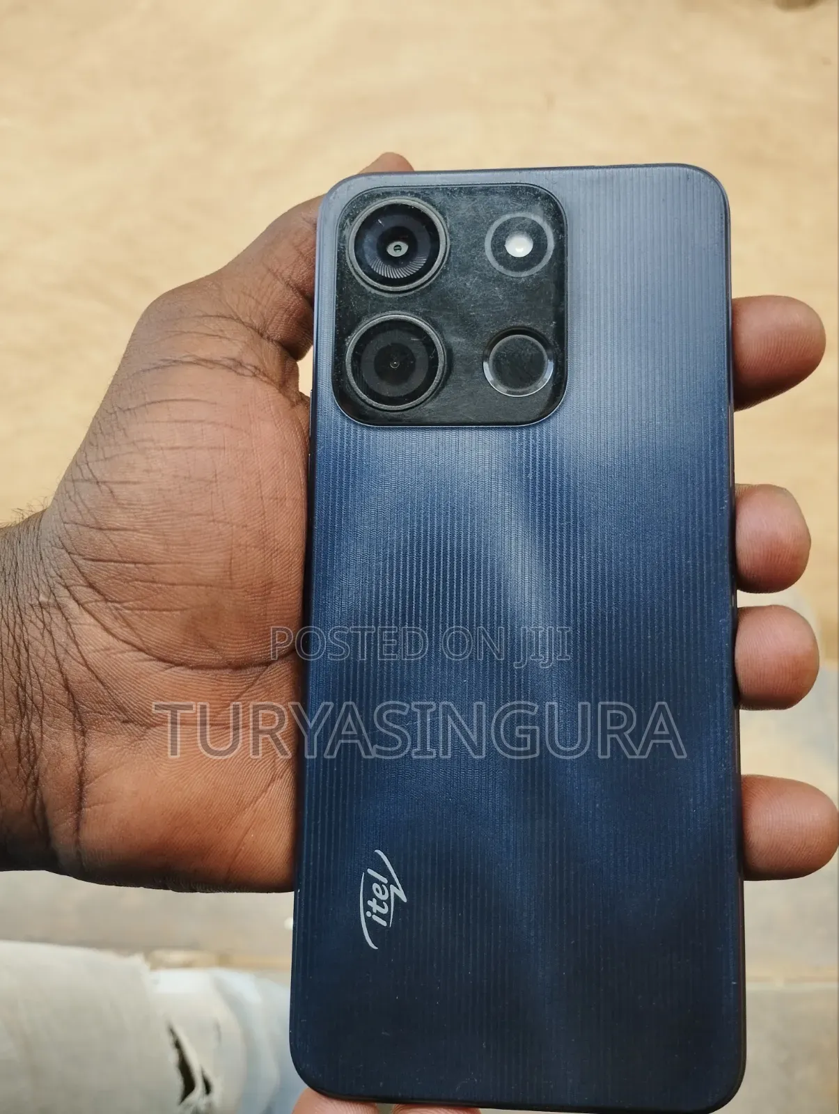Itel A60 32 GB Black