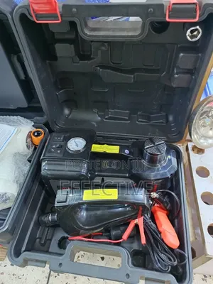 12V Portable Electric Hydraulic Car Jack Kit.