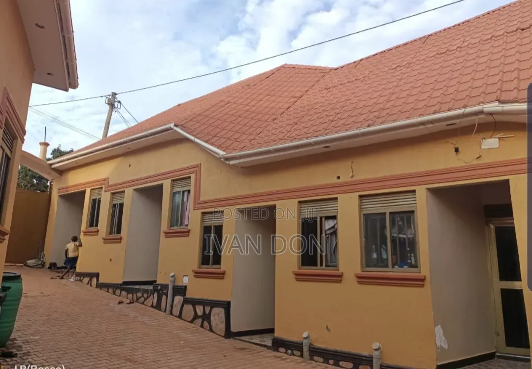Furnished 10bdrm House in Kasubi Estate, Central Division for sale
