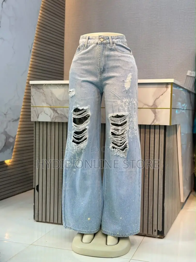 Trendy Baggy Boyfriend Ladies’ Jeans – Stylish, Relaxed & Comfortable