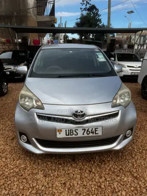 Toyota Ractis 1.5 AWD 2014 Silver