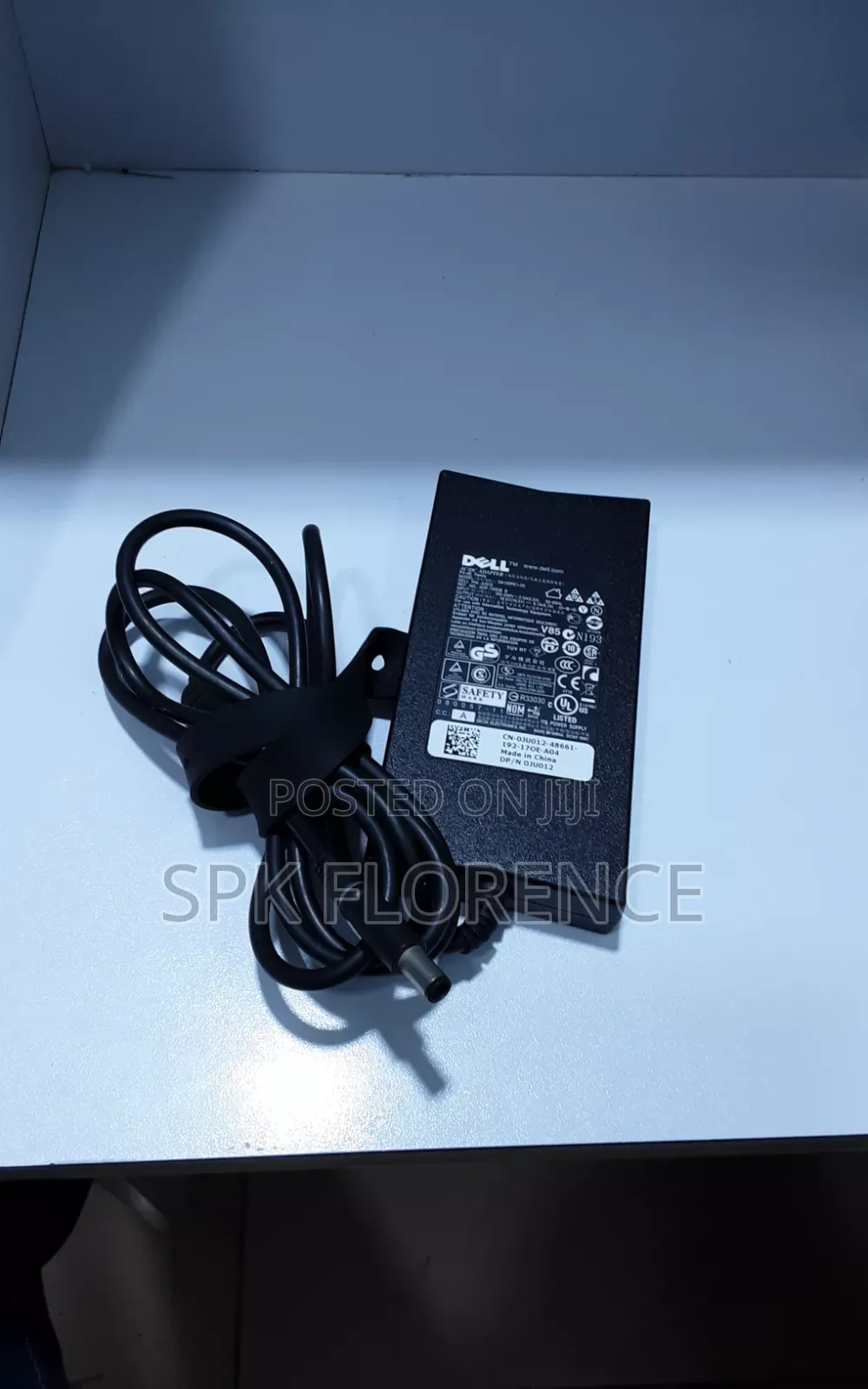 Dell Big Pin 85v 19.5v- 6.7A 130W