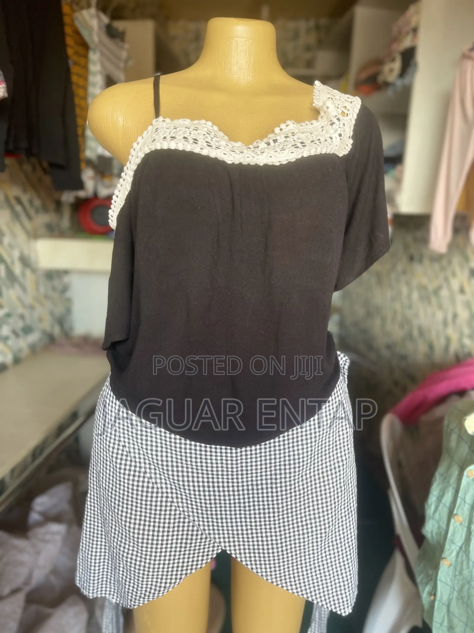 Checkered Mini Skirt - Black/White - Size M - Elastic Waist