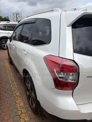 Subaru Forester 2013 White